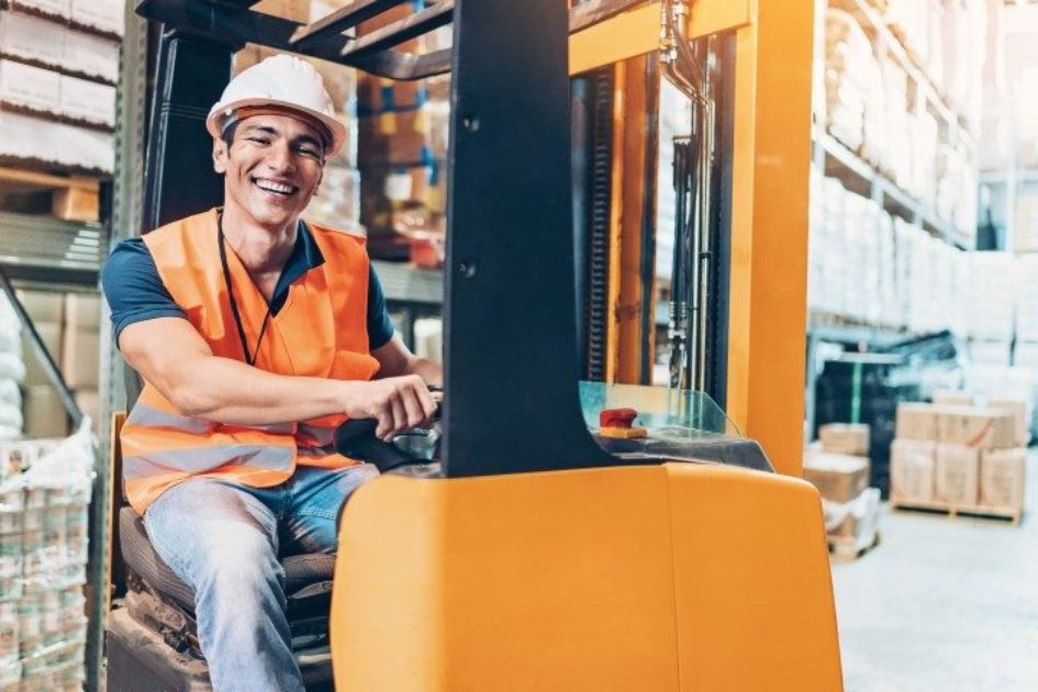 Student Logistiek op heftruck