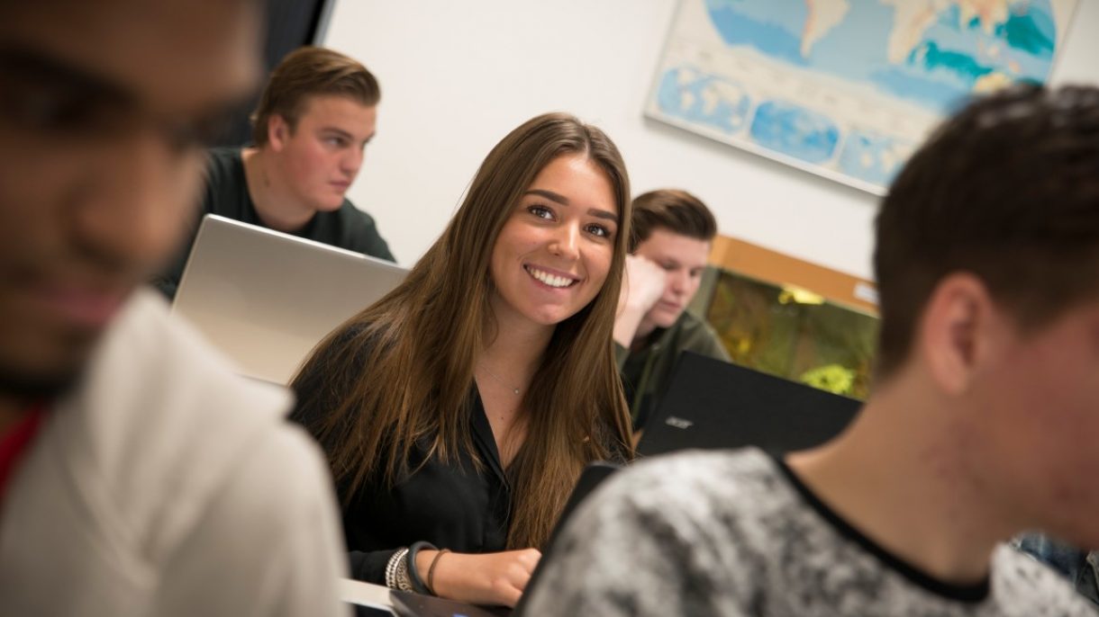 Business & Management meisje