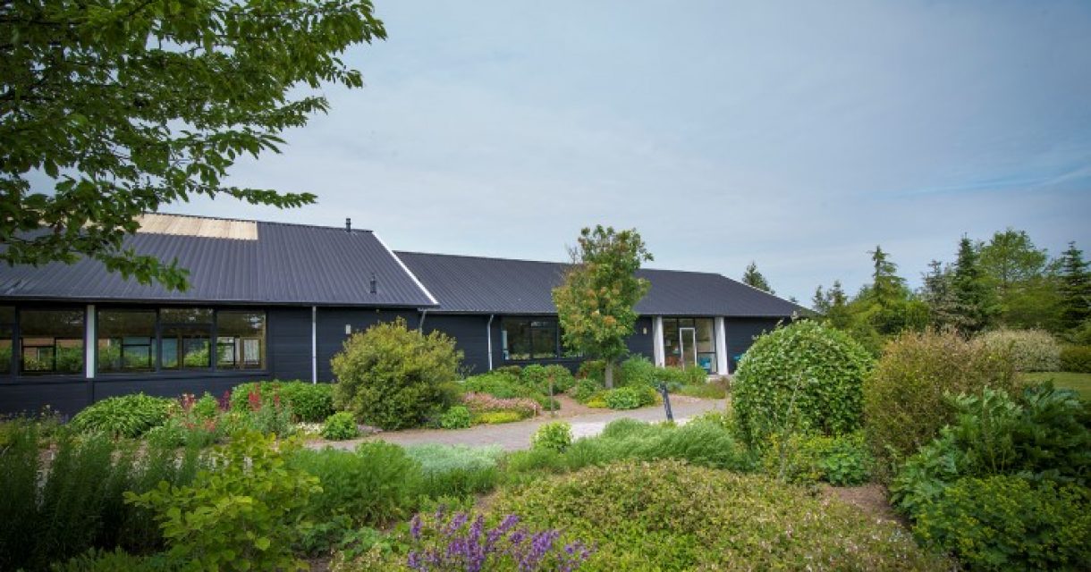 Schoolgebouw aan de Groene Zoom