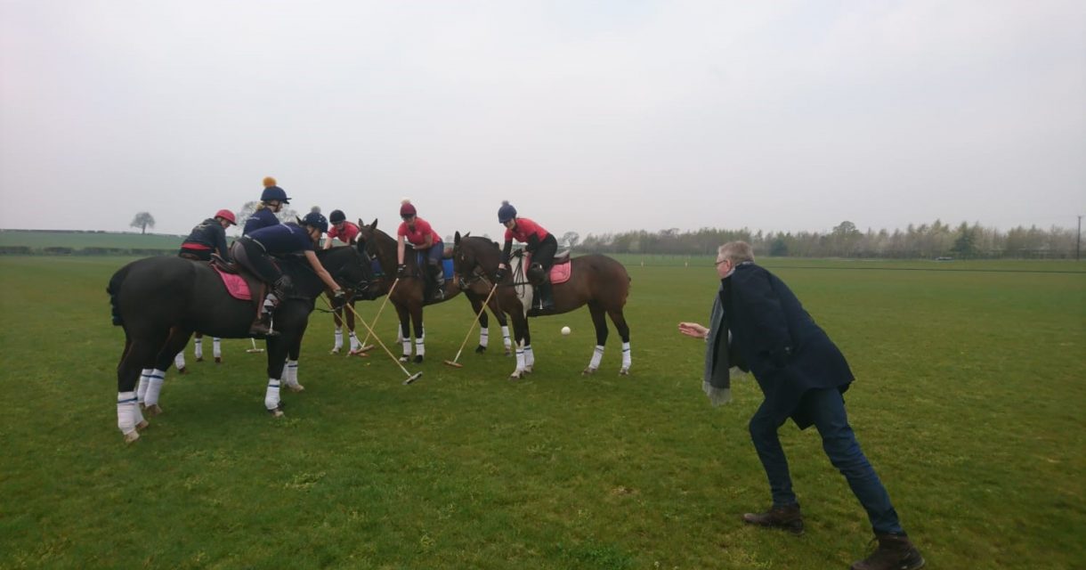 Ruiters spelen Polo