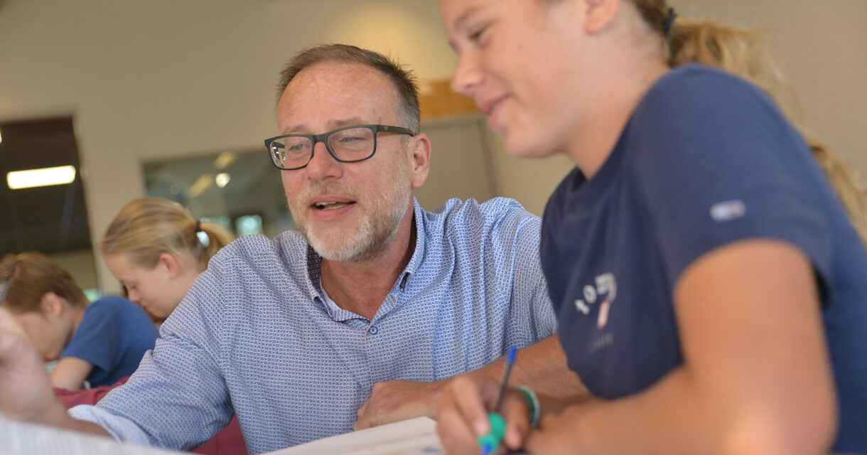 Afbeelding leerling en docent - pagina startgesprekken